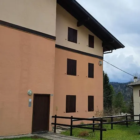 Casa Costa - Residenze Bucaneve Apartman *