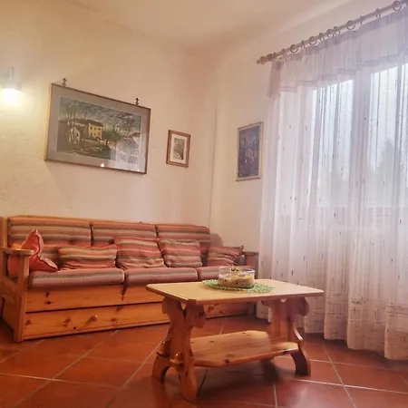 Casa Costa - Residenze Bucaneve Apartman